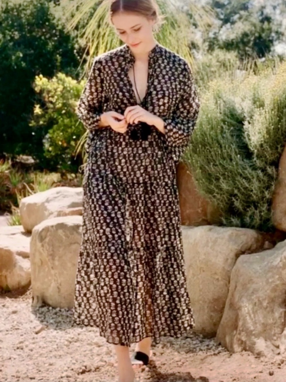 Doen Prem Dress in Black and Cream